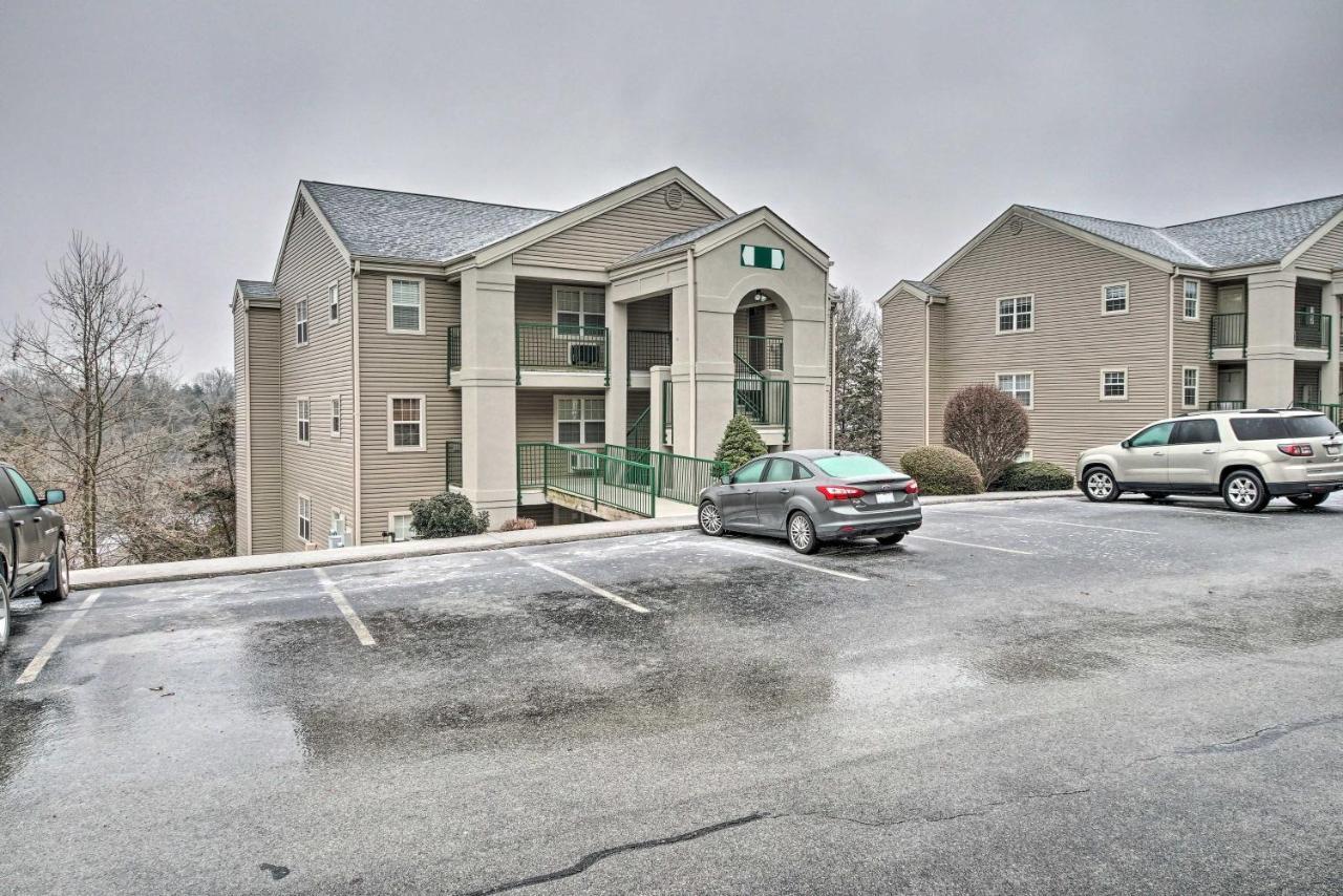 Vibrant Holiday Hills Resort Condo With Balcony ブランソン エクステリア 写真